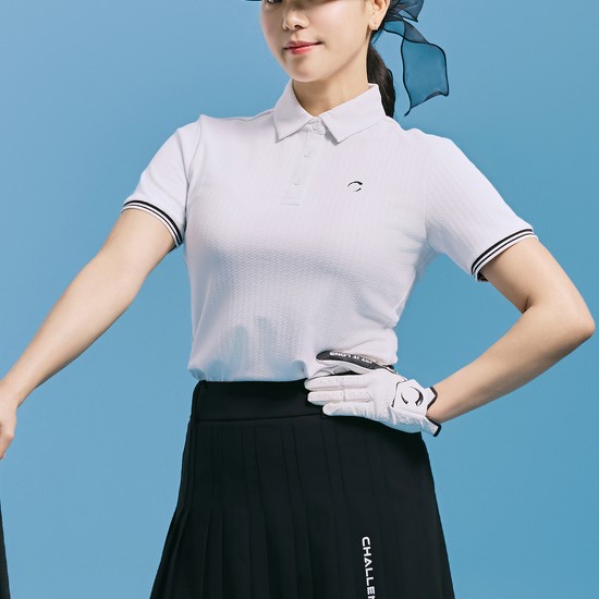 [온라인단독] 여성 트위스트 조직 배색 립 포인트 카라 반팔티 화이트