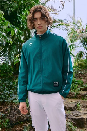 남성 스트레치 컬러 배색 하이넥 자켓 다크그린_GREEN-a