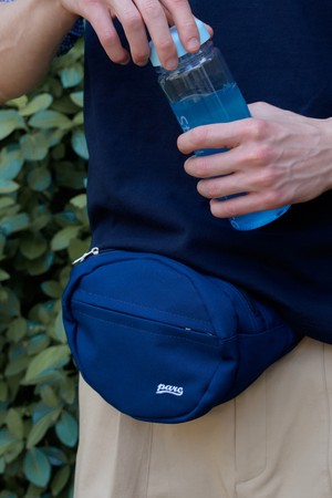 (UNI) Parc Belt Hip Sack_Navy