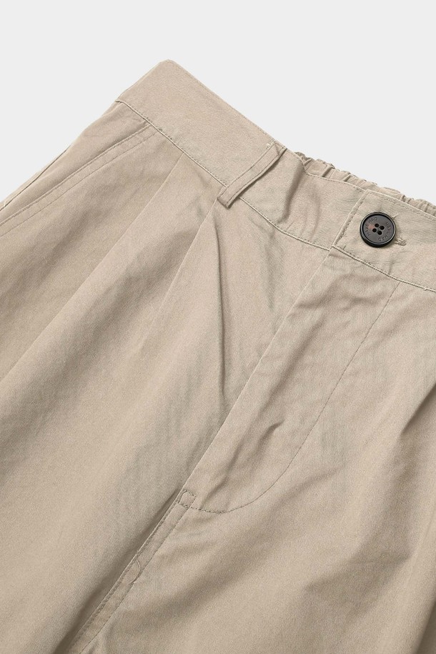 HAVE HAD - 캐주얼팬츠 - City Worker Pin-tuck Trouser Men(Beige)