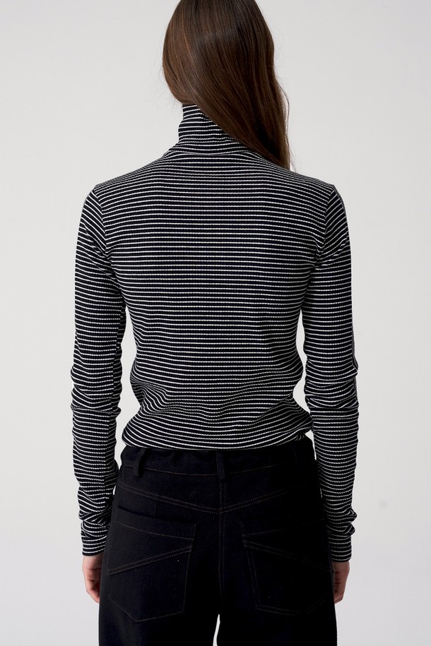 SIGREAT - 긴소매 티셔츠 - [22FW] STRIPE TURTLENECK T-SHIRT_BLACK 스트라이프 터틀넥