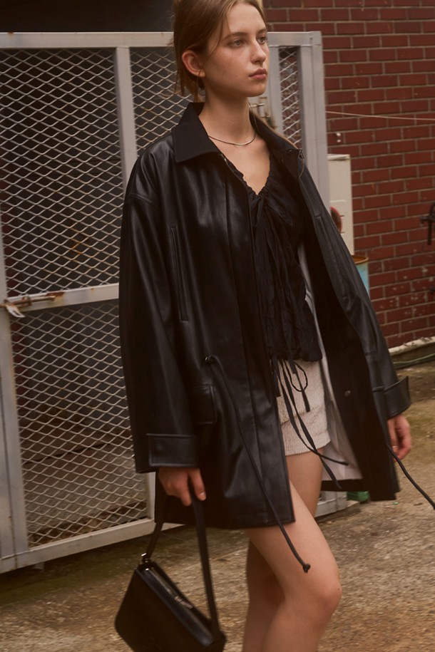 SIGREAT - 코트 - [24FW] LEATHER STRING HALF COAT 레더 스트링 하프 코트