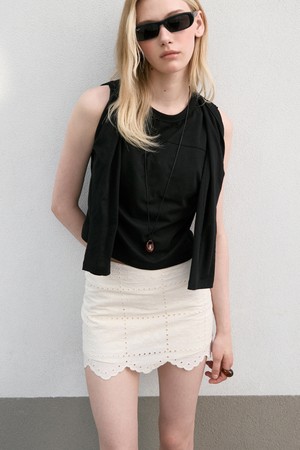 EMBROIDERED SCALLOP MINI SKIRT_IVORY