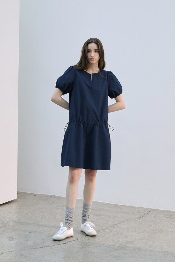 KELLY DONAHUE - 반소매 원피스 - 시어서커 로우 스트링원피스