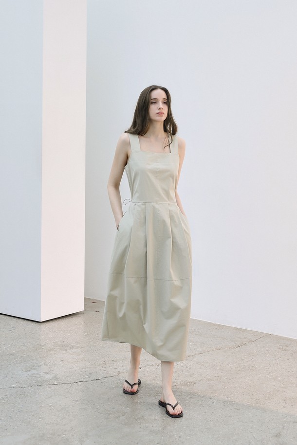 KELLY DONAHUE - 반소매 원피스 - 스퀘어 스트링 볼륨원피스