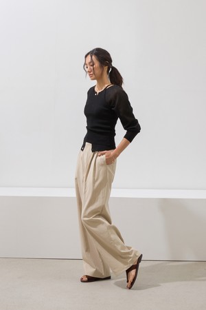 린넨 홀터 슬리브리스니트