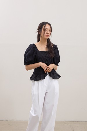 자가드 스퀘어 프릴블라우스