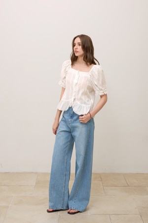 자가드 스퀘어 프릴블라우스