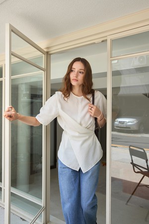 라인 볼륨 랩블라우스