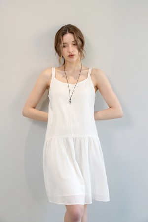 링클 티어드 슬리브리스 원피스