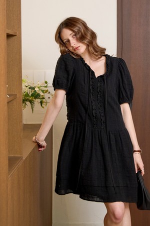 자가드 프릴 티어드원피스_BLACK