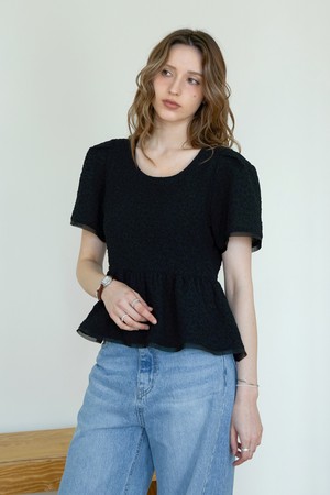 볼륨 코튼 자가드블라우스 BLACK