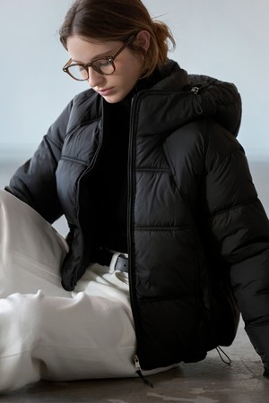 볼륨 후드 패딩점퍼 BLACK