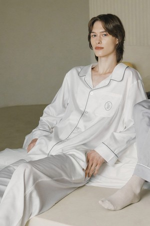 [m] 사르르 긴팔 파자마 세트 화이트