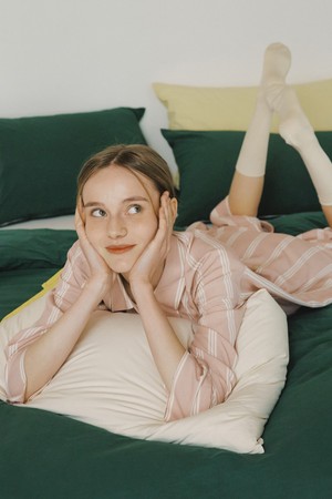 [w] 실크터치 스트라이프 원피스 파자마 세트 핑크