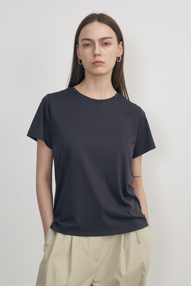 NEBELEVERYWEAR - 반소매 티셔츠 - SILK BASIC TEE_DEEP CHARCOAL