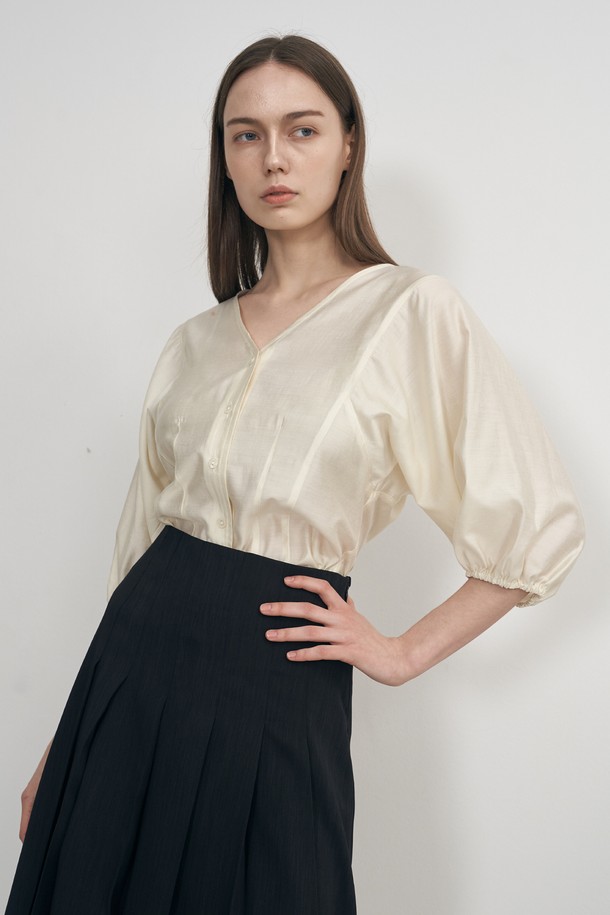 NEBELEVERYWEAR - 셔츠 - V BLOUSE_IVORY