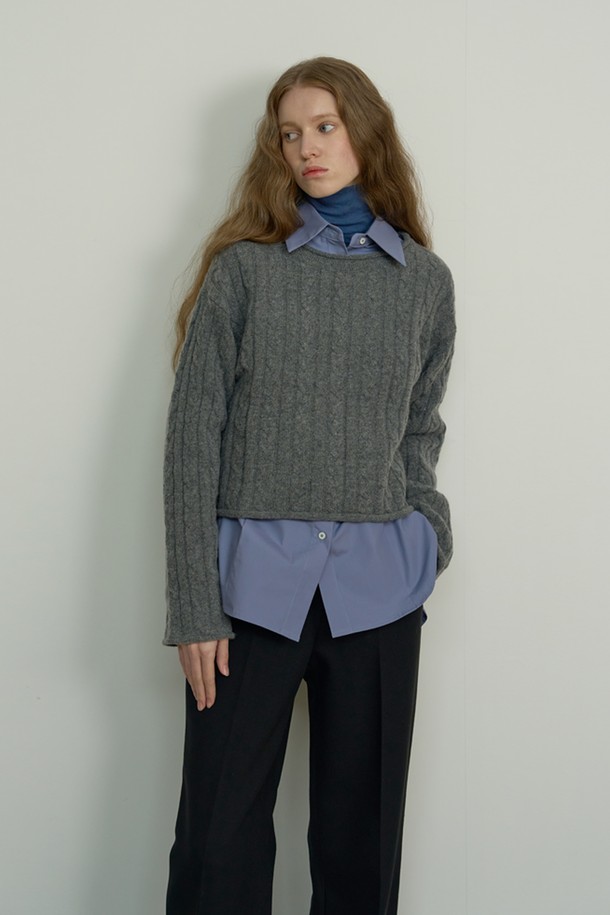 NEBELEVERYWEAR - 스웨터 - WOOL CABLE CROP KNIT (3COL)