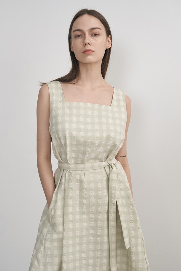 NEBELEVERYWEAR - 민소매 원피스 - EMBO SLEEVELESS DRESS _ MINT CHECK