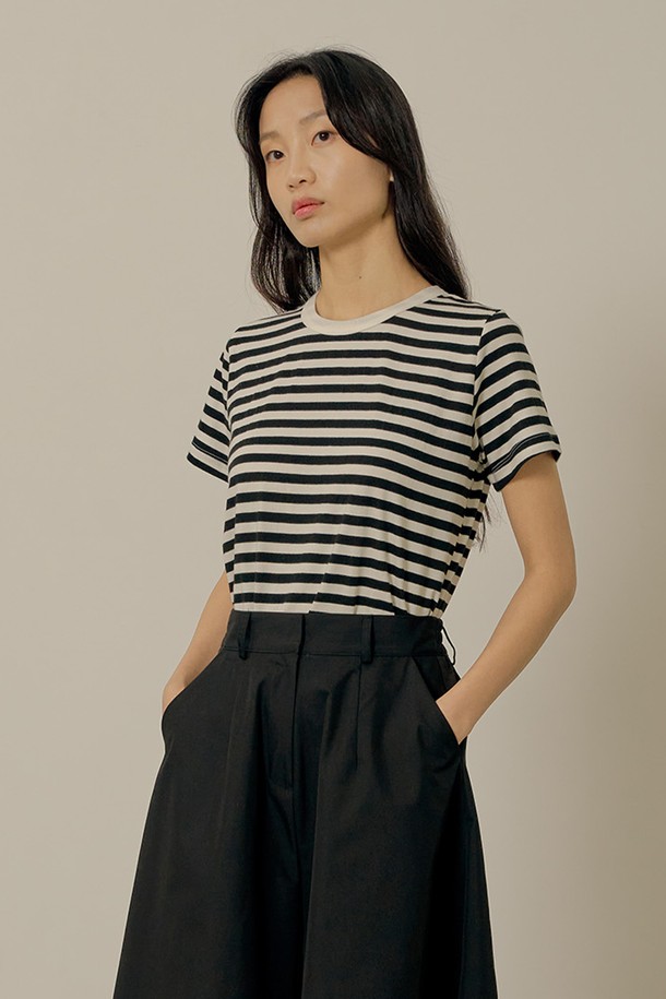 NEBELEVERYWEAR - 반소매 티셔츠 - Classic stripe t-shirt_black