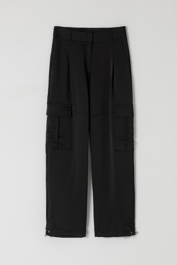 NEBELEVERYWEAR - 롱/미디팬츠 - Satin Cargo Pants (2 Color)