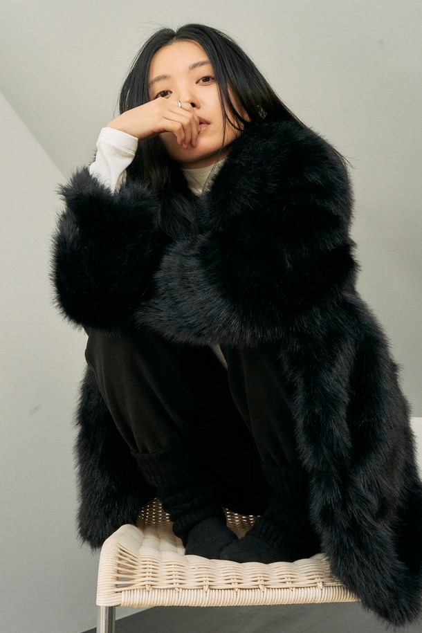 NEBELEVERYWEAR - 자켓 - Eco Soft Fur Jacket_Black (Long)