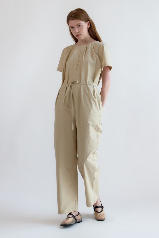 NEBELEVERYWEAR - 점프수트 - Cotton Pleats Jumpsuit_Beige