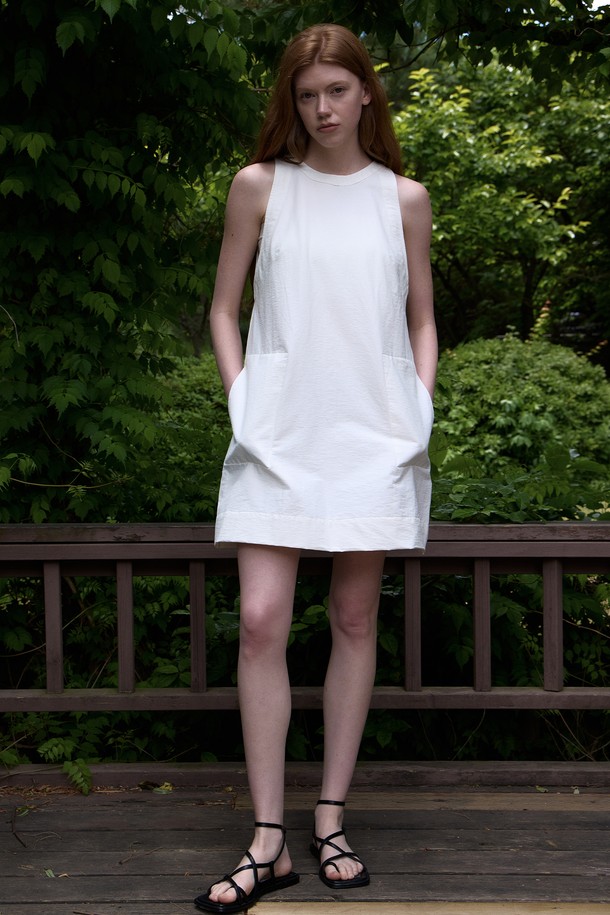 NEBELEVERYWEAR - 민소매 원피스 - Halterneck Mini Dress_White