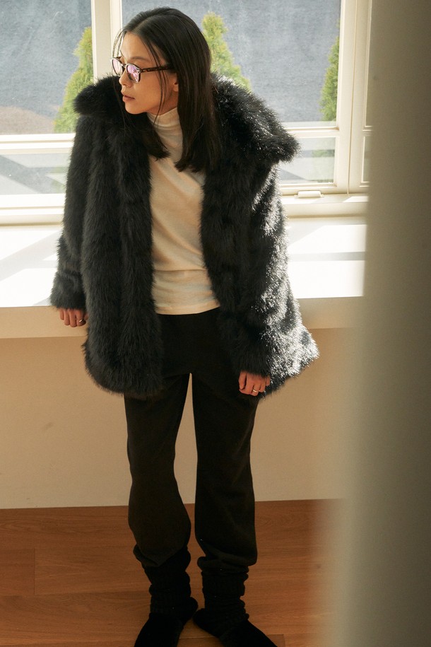 NEBELEVERYWEAR - 자켓 - Eco Soft Fur Jacket_Black (Long)