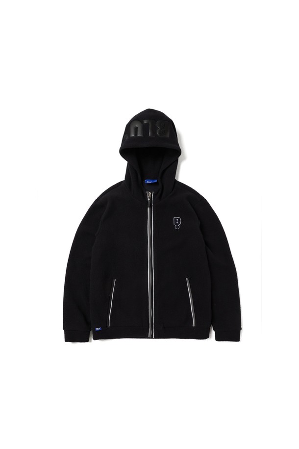 [BLUDOT] 로고 와펜 플리스 후드 집업 재킷은 남성용 아우터 후드 집업 재킷입니다. 초콜릿과 차콜 두 가지 색상으로 출시되었으며, 가을과 겨울에 착용하기 적합합니다. 플리스 소재로 제작되어 부드러운 촉감과 두꺼운 두께로 보온성을 제공하며, 방풍 안감으로 기능성을 더했습니다. 스포티하고 베이직한 스타일로 골프 및 일상에서 활용 가능하며, 로고 패턴과 가죽 패치 자수, 3선 니트 테이프 디테일이 특징입니다. 긴 소매 기장의 레귤러 핏 후드 집업 재킷으로, 집업 형태로 간편하게 착용할 수 있습니다.
