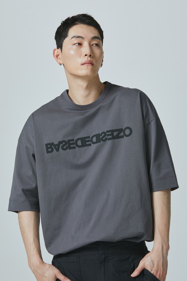 BDDN - 반팔티셔츠 - [BDDN]Loose Lettering Half Sleeve Tshirt_Grey