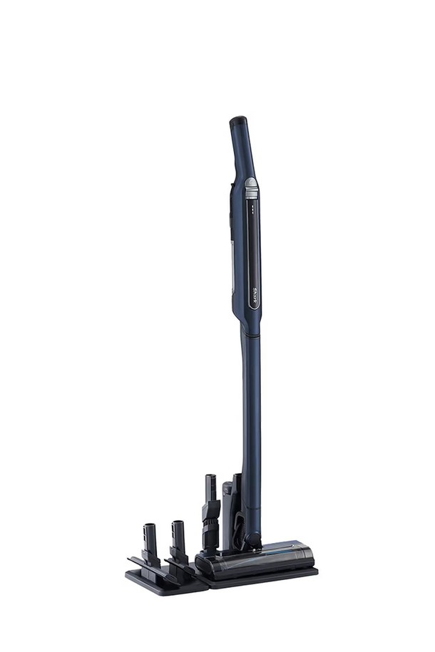 [SharkNinja] 샤크 무선청소기 에보파워 핸디 진공 청소기 CS401은 로얄 블루와 메달 그레이 색상으로 출시되었으며, 브러시리스 파워팬 기술과 BLDC 모터를 탑재하여 강력한 흡입력을 자랑합니다. 바닥, 카펫, 매트리스, 소파 등 다양한 곳을 청소할 수 있으며, 원터치 스탠드 및 핸디 모드 전환, HEPA 필터 시스템, 부스트 모드, 자동 충전 도크, LED 배터리 표시 등 편리한 기능을 갖추었습니다. 20분(핸디 모드) 및 12분(스틱 모드) 사용 가능하며, 바닥 노즐, 침구 툴, 미니 전동 브러시 등 다양한 구성품으로 꼼꼼한 청소가 가능합니다.
