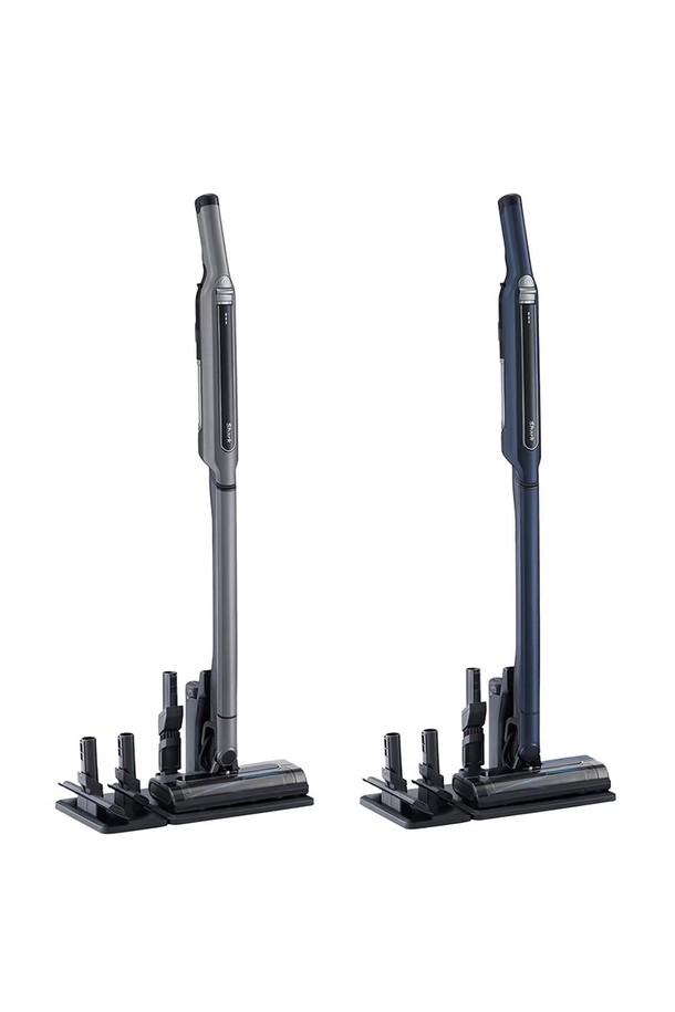 [SharkNinja] 샤크 무선청소기 에보파워 핸디 진공 청소기 CS401은 로얄 블루와 메달 그레이 색상으로 출시되었으며, 브러시리스 파워팬 기술과 BLDC 모터를 탑재하여 강력한 흡입력을 자랑합니다. 바닥, 카펫, 매트리스, 소파 등 다양한 곳을 청소할 수 있으며, 원터치 스탠드 및 핸디 모드 전환, HEPA 필터 시스템, 부스트 모드, 자동 충전 도크, LED 배터리 표시 등 편리한 기능을 갖추었습니다. 20분(핸디 모드) 및 12분(스틱 모드) 사용 가능하며, 바닥 노즐, 침구 툴, 미니 전동 브러시 등 다양한 구성품으로 꼼꼼한 청소가 가능합니다.
