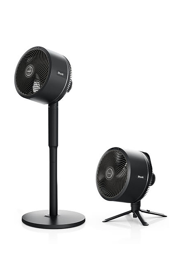 샤크 올인원 무선 선풍기 플렉스브리즈 FA200KR로 시원한 여름을 준비하세요. 블랙 색상의 스탠드형/탁상형 변환 가능한 이 선풍기는 최대 20M 체감 거리와 최대 5°C 온도 감소 효과를 제공합니다. 무선으로 24시간 연속 사용이 가능하며, 별도 구매 가능한 물 미스트 기능을 통해 더욱 쾌적한 실내 환경을 조성할 수 있습니다.
