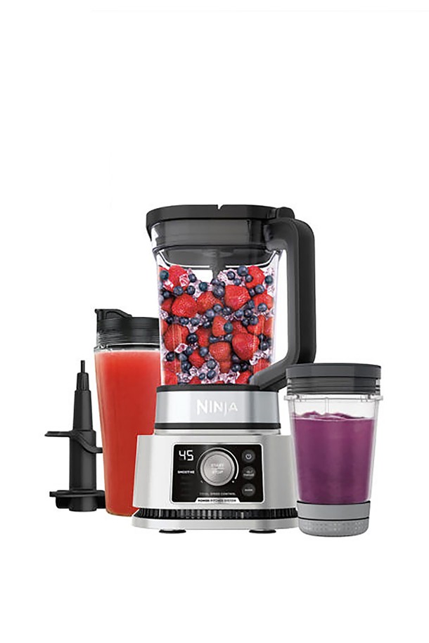 SharkNinja 닌자 스마트 파워 업 초고속 블렌더 믹서기 CB350KR은 6 Motion Blade 시스템과 8중 입체 칼날을 통해 강력한 성능을 제공합니다. 이 제품은 주스, 스무디, 아이스크림, 드레싱, 다지기, 반죽 등 다양한 요리를 간편하게 만들 수 있으며, Auto-IQ 다이얼 프로그램과 수동/순간 작동 모드를 지원합니다. 400ml, 700ml, 2.7L 용기, Hybrid Edge Blade, Total Crushing & Chopping Blade, Dough & Batter Blade 등 다양한 구성품과 BPA Free 소재, 3중 안전 시스템, 매끄럽고 세련된 디자인으로 안전하고 편리하게 사용할 수 있습니다.
