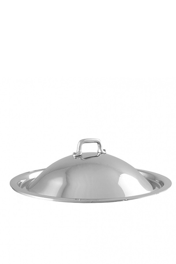 모비엘 M 엘리트 ME 스텐 24cm 뚜껑은 주방 조리에 사용되는 스테인리스 소재의 뚜껑입니다. 24cm 사이즈로 제작되어 다양한 조리 용기에 활용 가능합니다. 뛰어난 내구성과 열전도성을 갖춰 음식 조리에 효과적이며, 위생적인 사용이 가능합니다. 실버 색상으로 주방 인테리어에도 잘 어울립니다.
