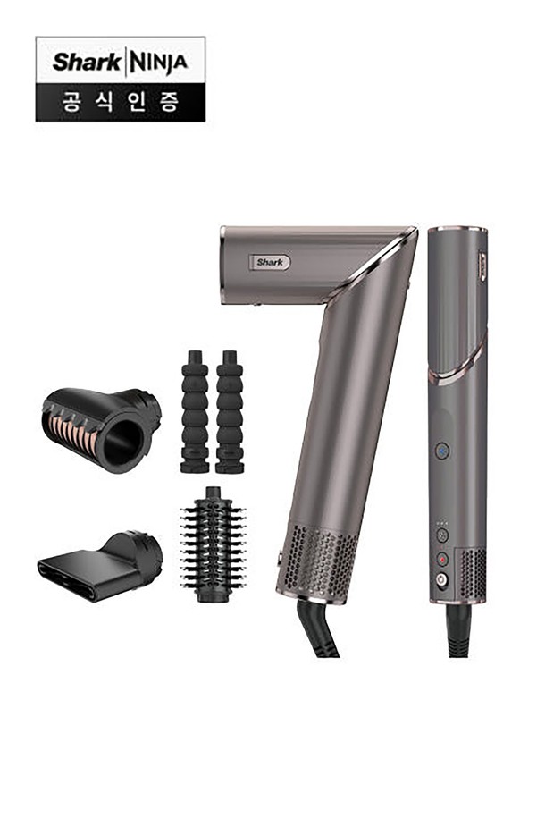 [SharkNinja] 샤크 플렉스타일 에어 스타일러 HD434KR은 2in1 드라이기/스타일러로, 열 손상을 최소화하며 빠른 건조와 스타일링을 동시에 제공합니다. 4단계 온도 조절과 3단계 바람 세기 조절이 가능하며, 회전 노즐을 통해 더욱 편리하게 사용할 수 있습니다. 구성품으로는 폴리셔 브러시, 컬링 배럴, 스타일링 컨센트레이터, 라운드 브러시가 포함되어 다양한 헤어 스타일링을 연출할 수 있습니다.

