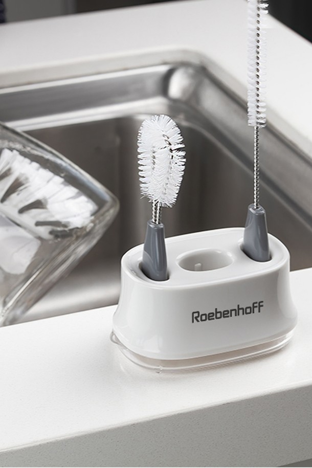 레벤호프 보틀 클리닝 브러쉬 세트는 텀블러, 젖병, 빨대 등을 위생적으로 세척할 수 있는 주방용품입니다. PP, TPR, 나일론, 스테인리스 스틸 등 튼튼한 소재로 제작되어 오래 사용할 수 있습니다. 텀블러 세척솔, 빨대 세척솔, 디테일 세척솔 3종과 브러쉬 거치대로 구성되어 더욱 편리합니다. 물빠짐 구멍이 있어 위생적이며, 브러쉬 3종을 보관하여 깔끔하게 관리할 수 있습니다. U자형 디자인으로 꼼꼼하게 세척하세요.
