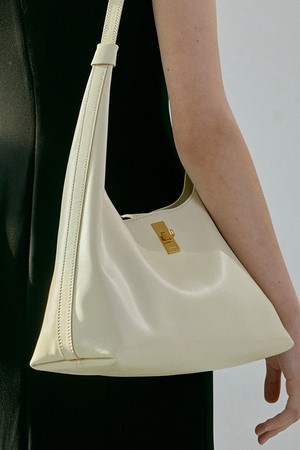 Vivian bag_butter