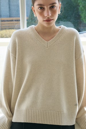 WOOL V NECK LOGO PULLOVER_IVORY