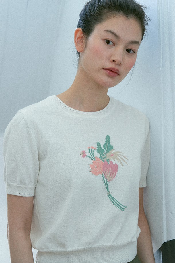 le abonne - 스웨터 - FLOWER CROPPED KNIT_IVORY