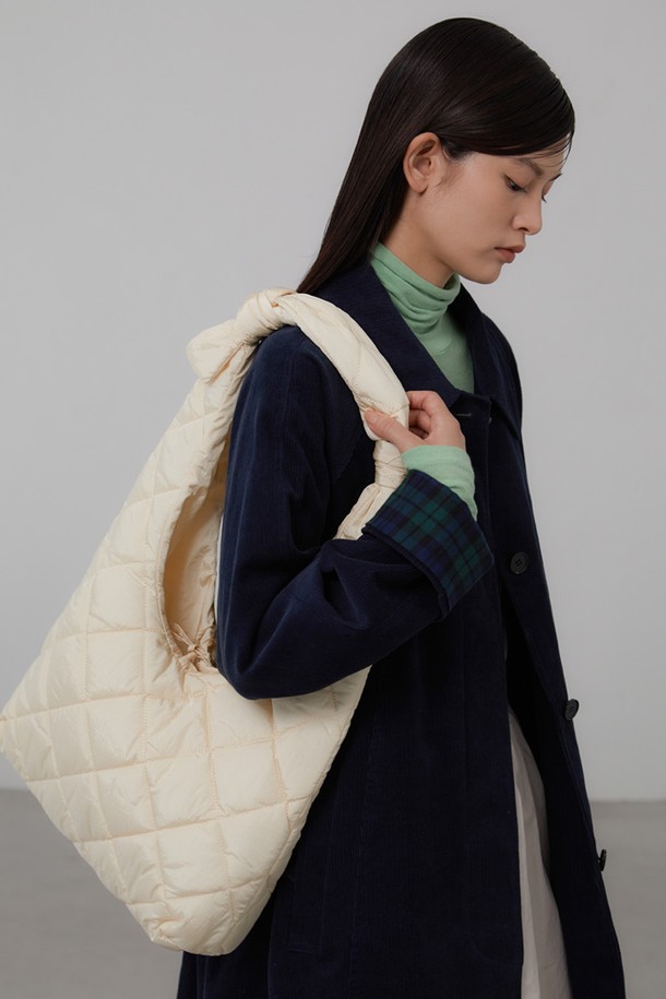 le abonne - 숄더백 - EMMA PADDING SHOULDER BAG CREAM