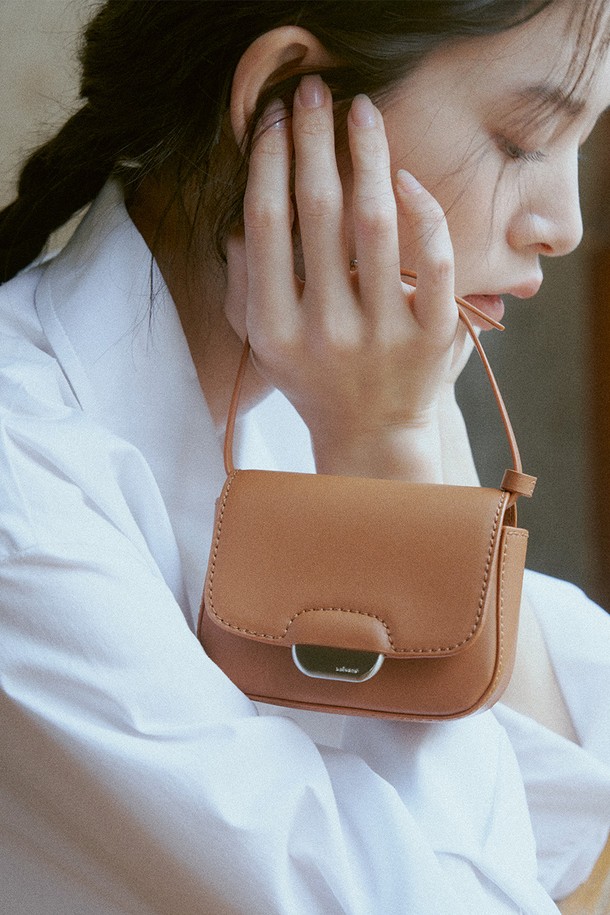 le abonne - 크로스백 - WALLET BAG_TAN