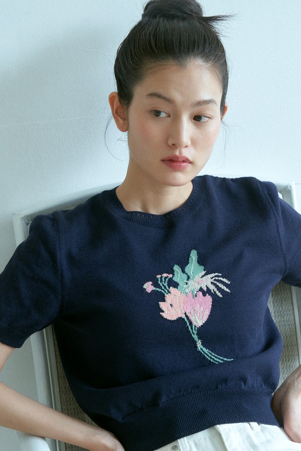 le abonne - 스웨터 - FLOWER CROPPED KNIT_NAVY