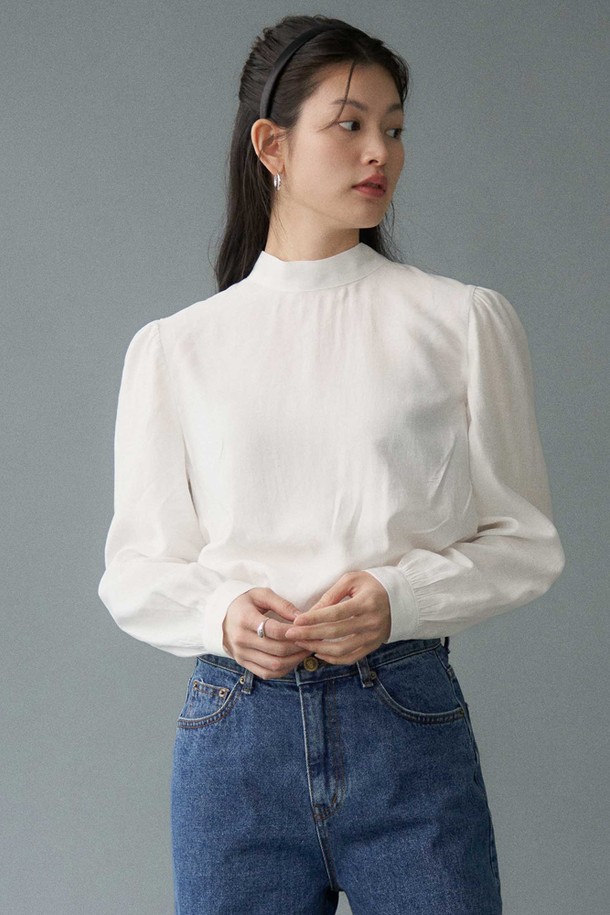 le abonne - 블라우스 - SILKY HIGH NECK TAIL BLOUSE_WHITE