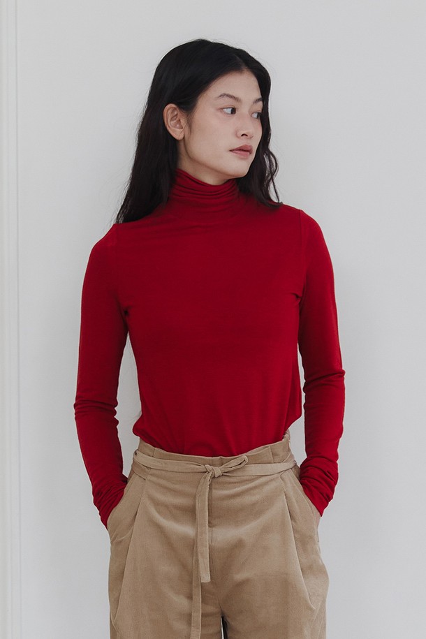 le abonne - 스웨터 - WOOL TURTLE TEE_RED