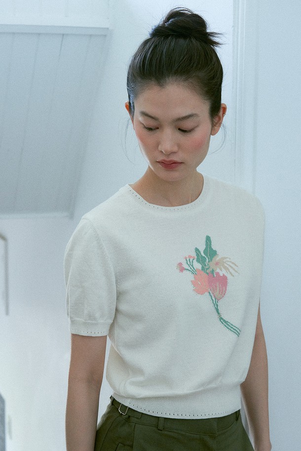 le abonne - 스웨터 - FLOWER CROPPED KNIT_IVORY