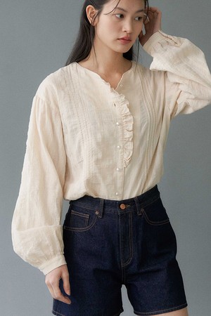 ROUND PIN TUCK BLOUSE_BUTTER