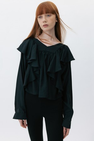 CO V-NECK RUFFLE DETAIL BLOUSE_BLACK