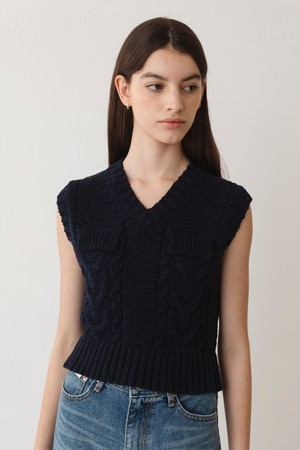 [23SS] A CABLE RIBBON KNIT VEST_NAVY